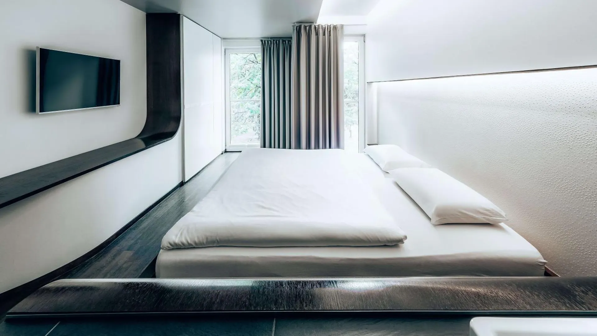 Hotel Q! Berlin 4*,
